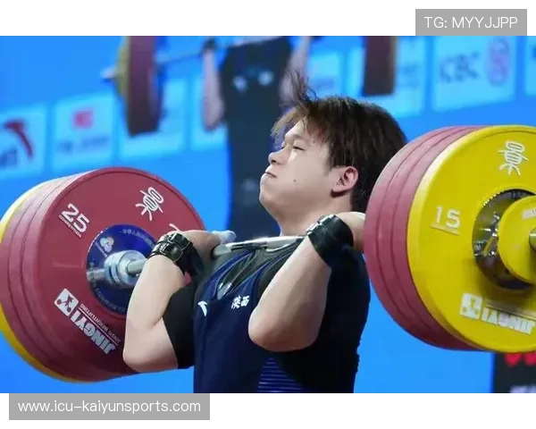 举重赛场重量级对决，世界纪录遭挑战，举重重量级视频完整版