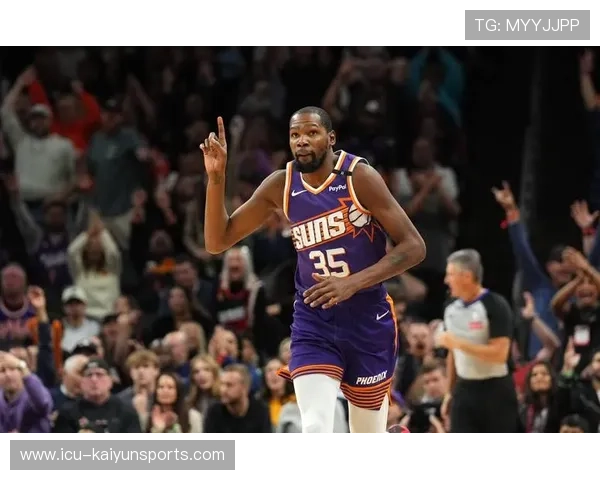 独行侠惜败！华盛顿29+12，赛后杜兰特走过来，和独行侠球员拥抱，华盛顿有哪个篮球队